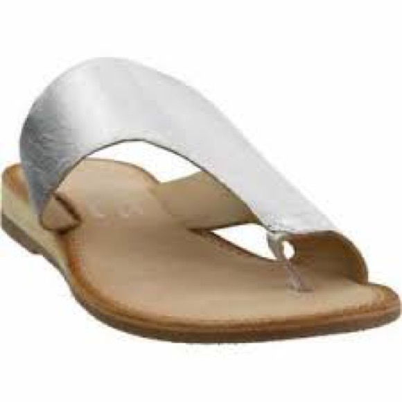 Coconuts by Matisse Silver Leather Slides - Picture 1 of 2